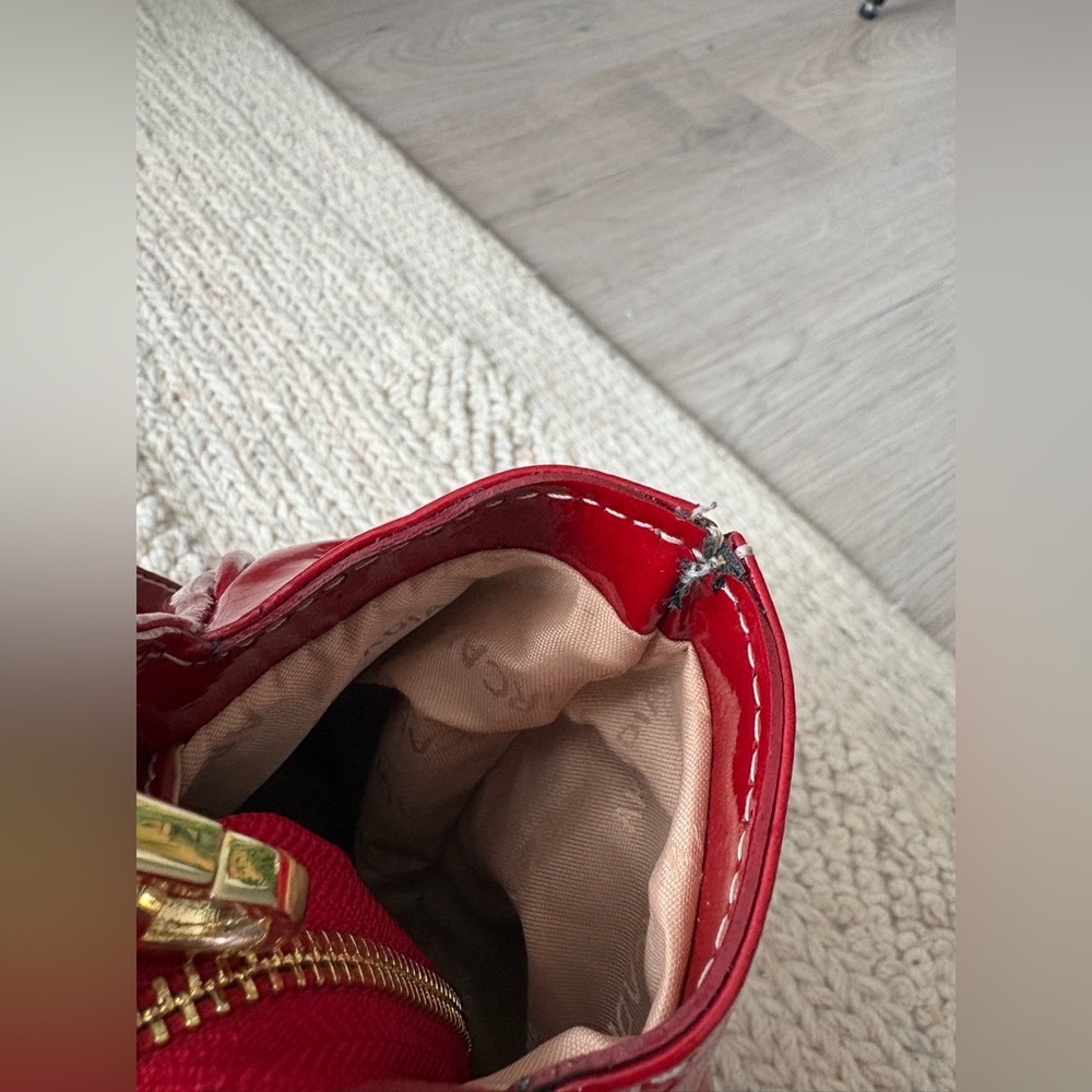Arcadia gorgeous red handbag/cross body bag - Picture 5 of 13